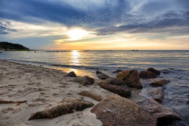 Puslu dönen Cascades