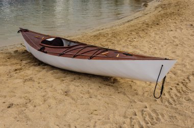 Mayorka bir plajda kayık