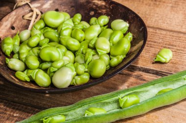 Rustik kaşık fasulye tam