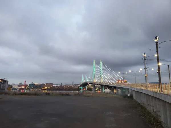 Portland Oregon Tilikum Köprüsü Yaya Toplu Taşıma Köprüsü — Stok fotoğraf