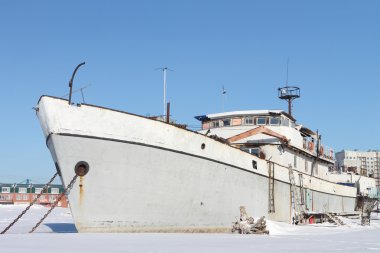 Açığa alınan nehir gemisi 