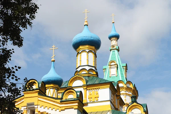 Kirche der Himmelfahrt der seligen Jungfrau, Russland, Dauerwelle — Stockfoto