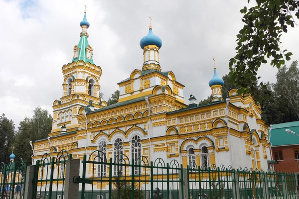 Kościół Wniebowzięcia Najświętszej Dziewicy, Rosja, Perm — Zdjęcie stockowe