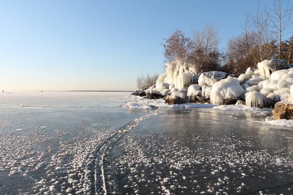 Formación de hielo en el río en el otoño. Río Ob, Rusia —  Fotos de Stock