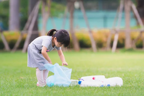 Soft Focus Cute Asian Girl Picking Plastic Waste Blue Bag — Stock Photo, Image