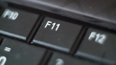 Düğme Pc yazarak klavye siyah