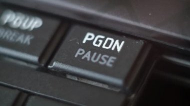 Düğme Pc yazarak klavye siyah