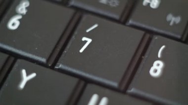 Düğme Pc yazarak klavye siyah