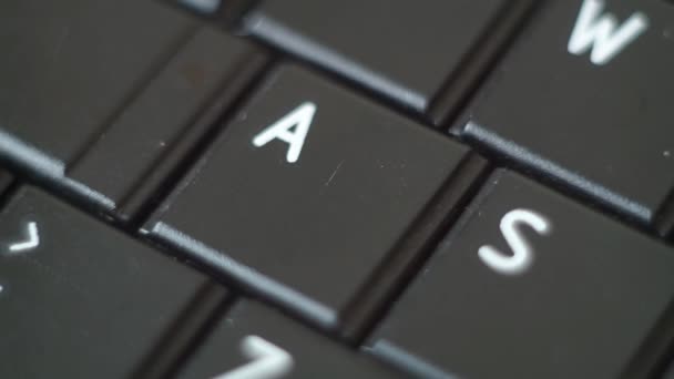 Taste schwarze PC-Tastatur eingeben — Stockvideo