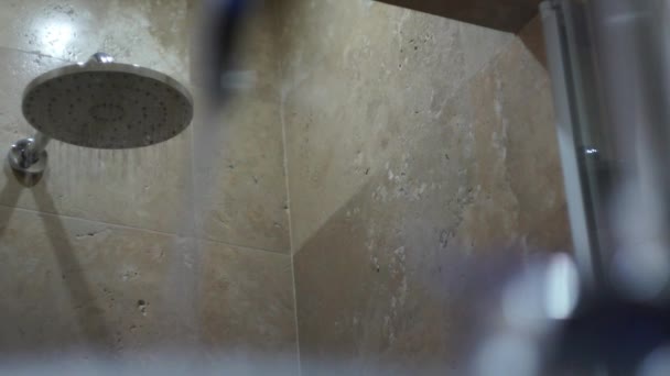Cabeza de ducha — Vídeos de Stock