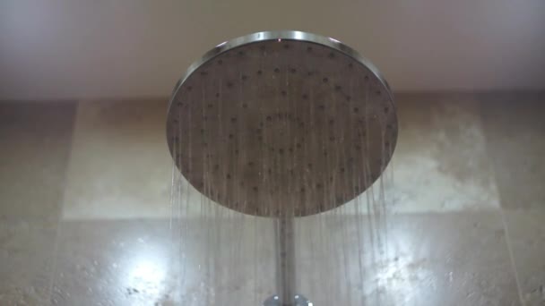 Cabeça de chuveiro — Vídeo de Stock