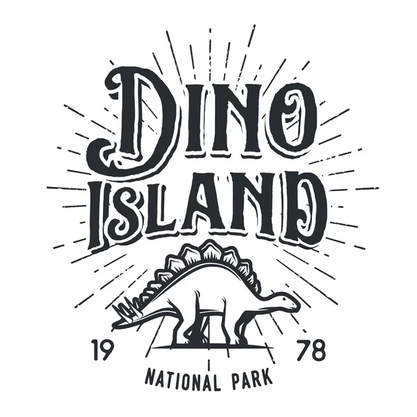 Concetto del logo dell'isola dei dinosauri vettori. Stegosaurus design insegne parco nazionale. Illustrazione del periodo giurassico. Dino Vintage T-shirt distintivo su sfondo bianco — Vettoriale Stock