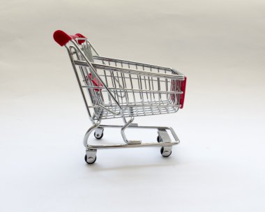 alışveriş sepeti ile kırmızı ayrıntıları