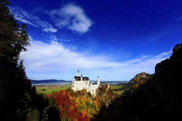 Castillo de Neuschwanstein - Schloss Neuschwanstein Imagen de stock