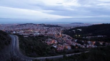 Tibidabo görünümünden Barcelona