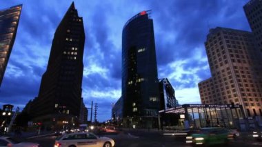 Potsdamer Platz, Berlin, zaman atlamalı