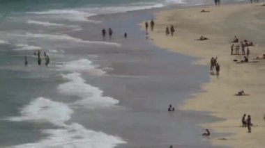 Beach - zaman atlamalı