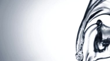 Su - yavaş hareket - 1050fps