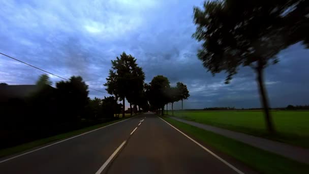 POV av bilkörning - dåligt väder — Stockvideo