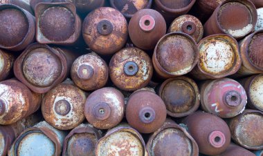 Eski kaynak şişeleri