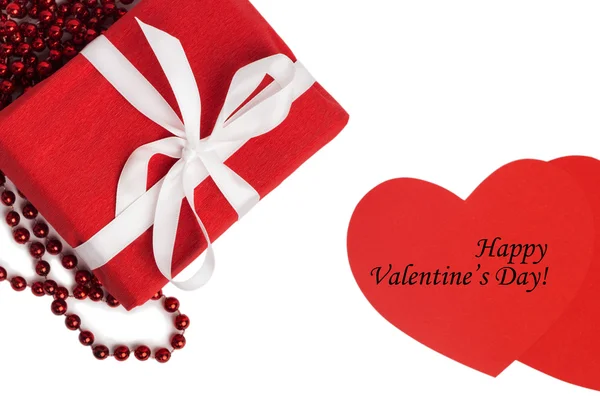 Etiqueta Feliz Día de San Valentín con caja de regalo rojo — Foto de Stock