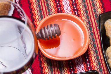 Geleneksel Bulgar Noel tablo ayarı