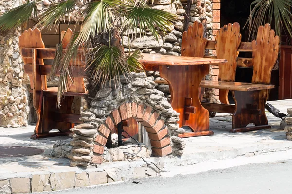 Outdoor Wooden Bench And Table In Restaurant — Stock Photo, Image