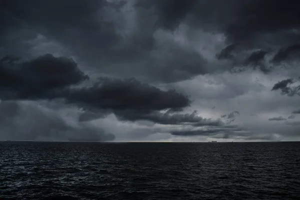 Storm Sea Horizontal Color Photo Influx Dark Clouds — Stock Photo, Image