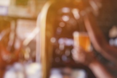 Restoran atmosferde bulanıktı. 