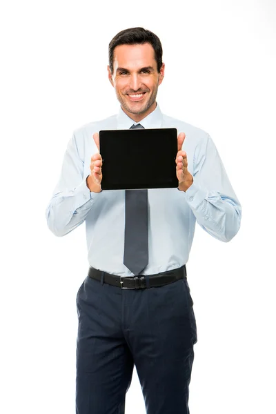 Retrato de medio cuerpo de un hombre de negocios sonriente con tableta digital —  Fotos de Stock