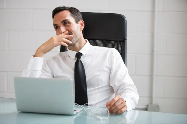 Empresário com Computador — Fotografia de Stock