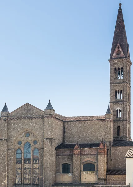 Basilika Santa Maria Novella. Blick vom Bahnhof. — Stockfoto
