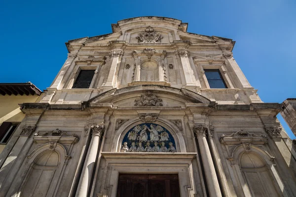 La Chiesa di Ognissanti è una chiesa francescana . — Foto Stock