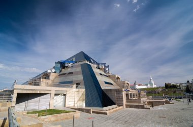Pyramid Restaurant and the Kazan Kremlin in the background.