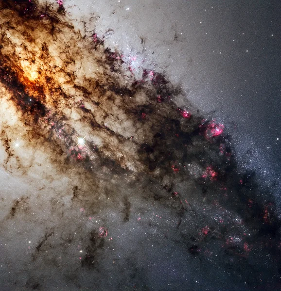 Ngc5128 是一个透镜状星系，在半人马座的星座 — 图库照片