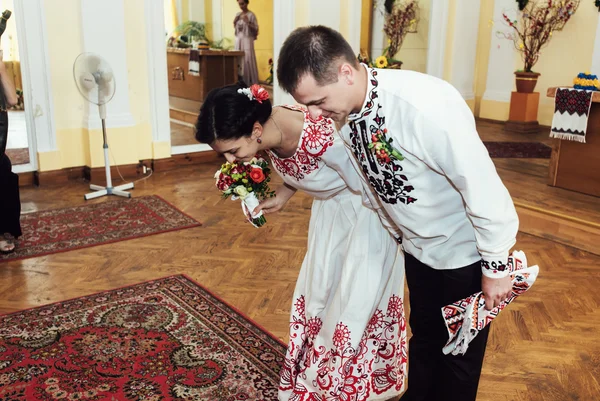 Cérémonie de mariage officielle traditionnelle — Photo