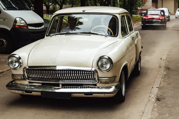 Voiture de mariage rétro — Photo