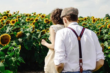 güzel gelin ve şık damat