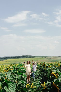 güzel gelin ve şık damat