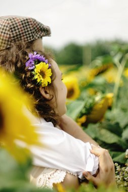 güzel gelin ve şık damat