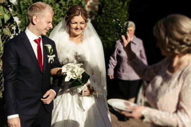 şık şık gelin ve damat ailesi tarafından weddi mübarek