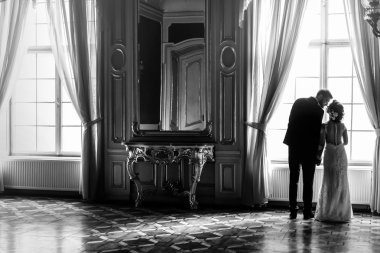 şık gelin ve zarif damat