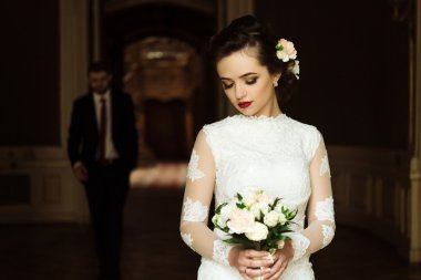 şık gelin ve zarif damat