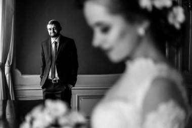 şık gelin ve zarif damat