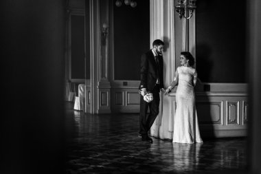 şık gelin ve zarif damat