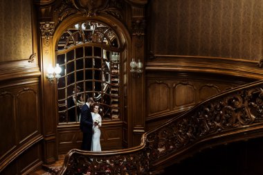 şık gelin ve zarif damat