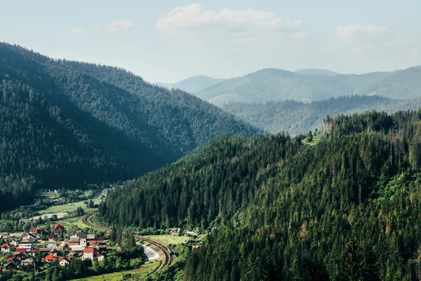 Amazing beautiful view of mountains — Stock Photo, Image