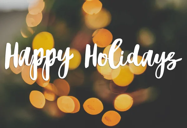Kellemes Ünnepeket Üdvözlőlap Boldog Ünnepeket Szöveg Kézzel Írt Elmosódott Karácsonyfa — Stock Fotó