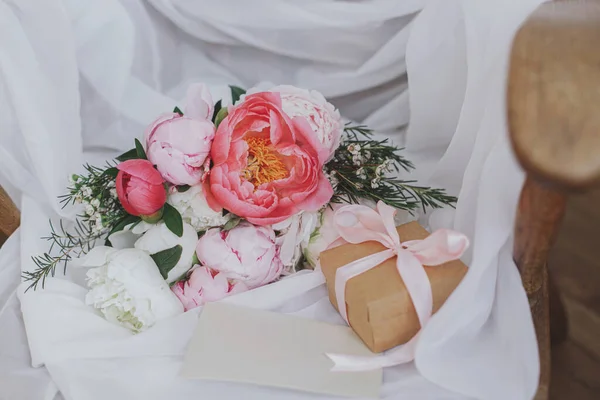 Beautiful Stylish Peonies Bouquet Greeting Card Gift Box Soft White — Stock Photo, Image