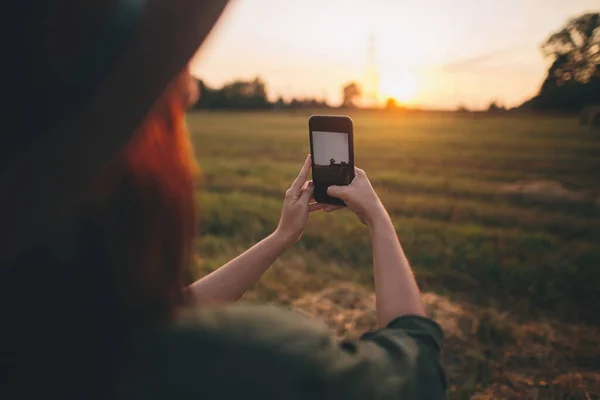 Stylish Woman Taking Photo Sunset Phone Summer Field Young Female — Stock Photo, Image